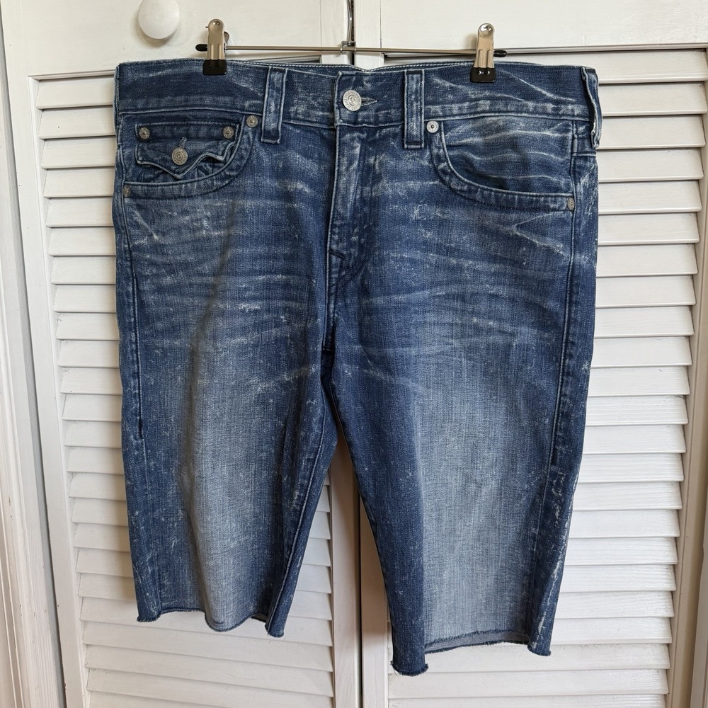 True Religion Mens Cut Off Denim Shorts Jorts Size 34 (measures 37") Raw Hem